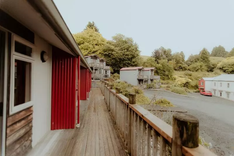 Retkeilymaja Kiwi Paka Waitomo