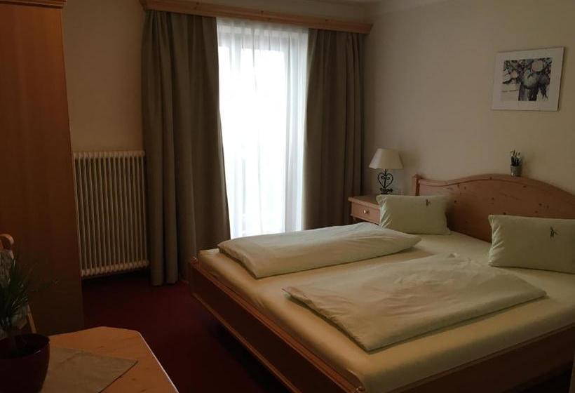 تختخواب و صبحانه Landhaus St. Georg