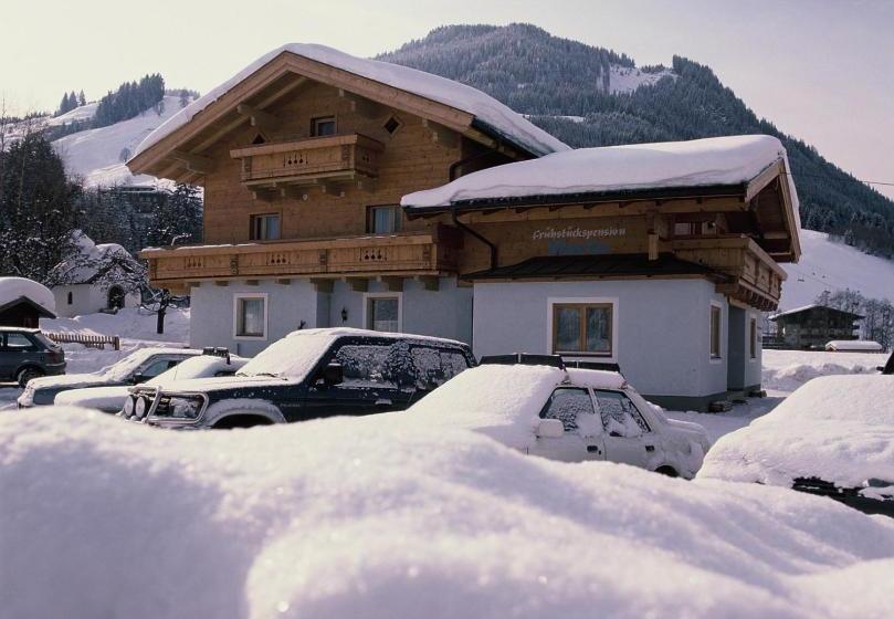 تختخواب و صبحانه Ski & Bike Pension Maria