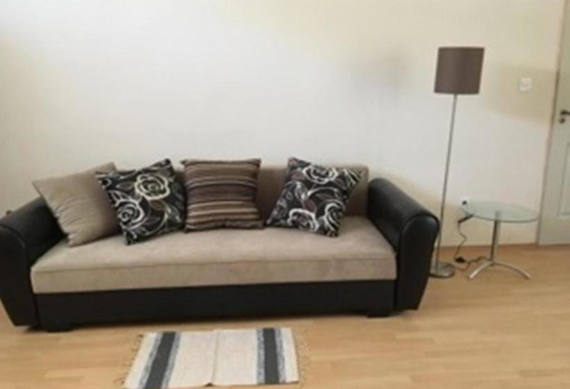 بنسيون éden Vendégház