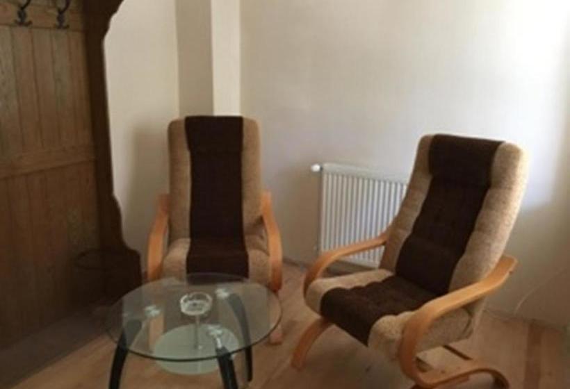 بنسيون éden Vendégház