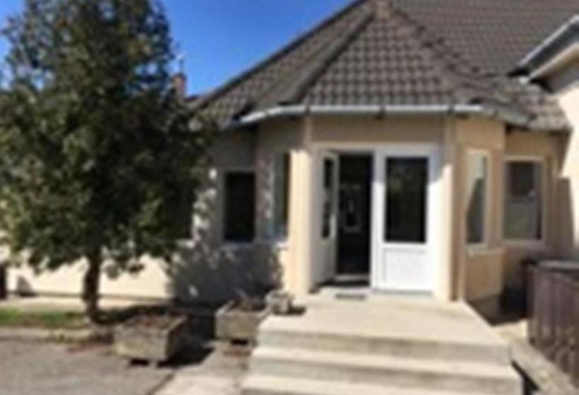 بنسيون éden Vendégház