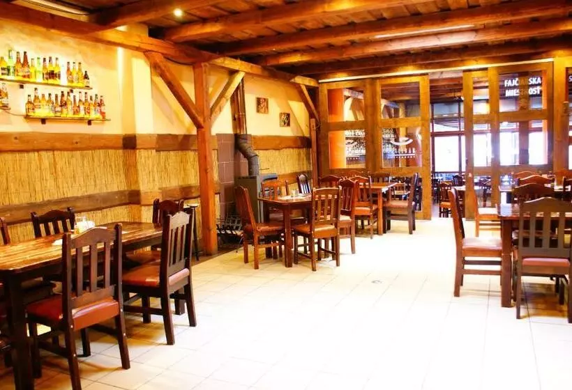 پانسیون Grillbar Penzion & Restaurant
