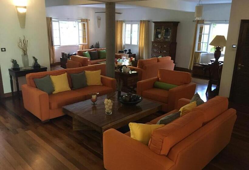 پانسیون Maison D’hotes Coignet