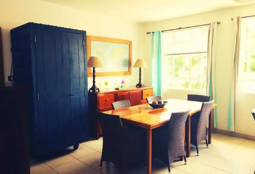 پانسیون Maison D’hotes Coignet