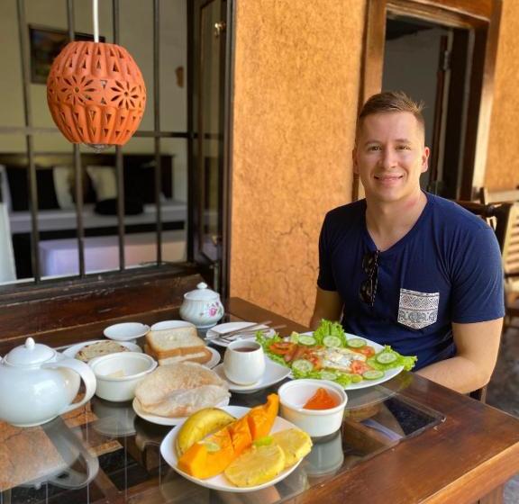 بنسيون Weligama Watergate