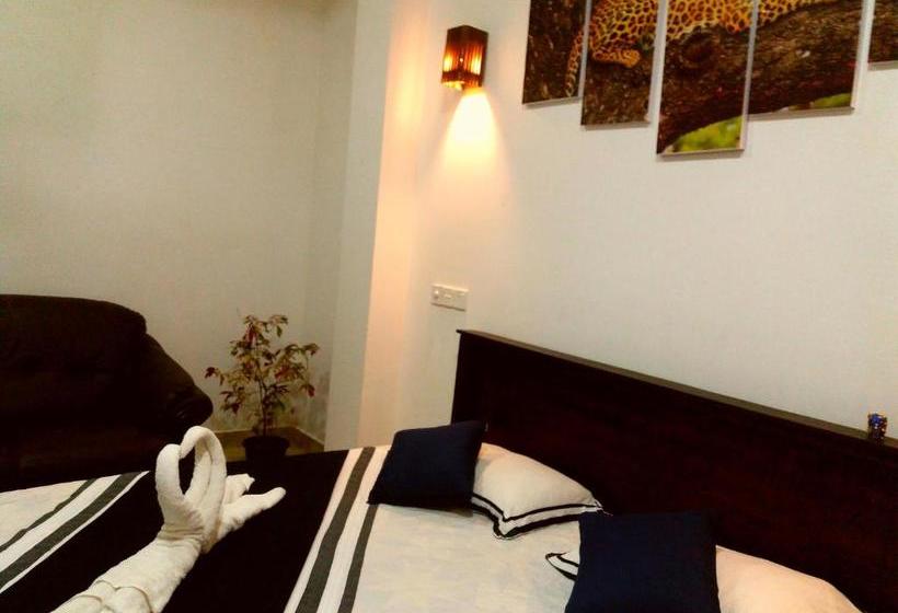 بنسيون Weligama Watergate