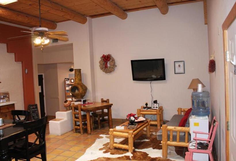 旅馆 Adobe Rose Boutique Inn