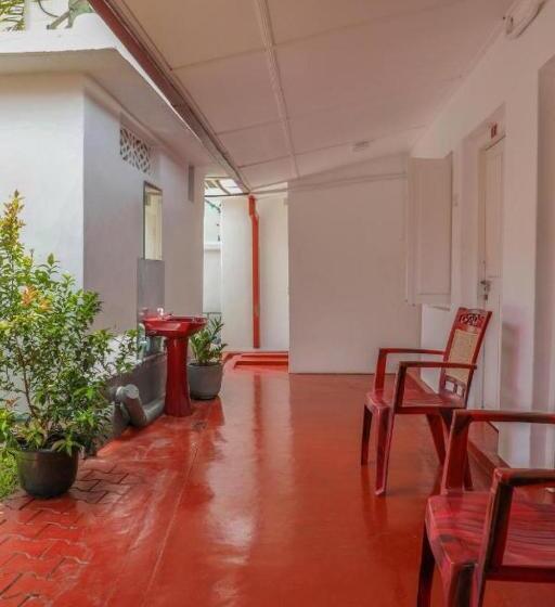 Ostello Bon Voyaage Tourist Inn