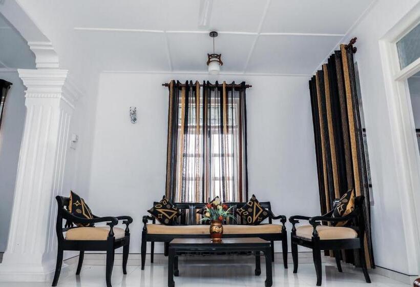 Ostello Bon Voyaage Tourist Inn