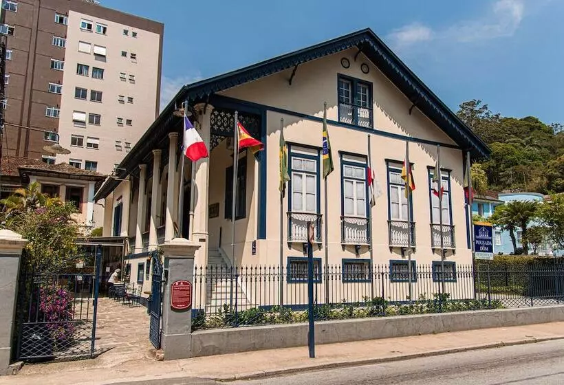 ユースホステル Pousada Dom Petropolis