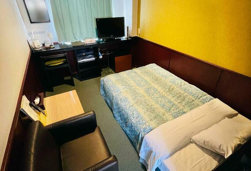 Hotel Shinmaebashi Station