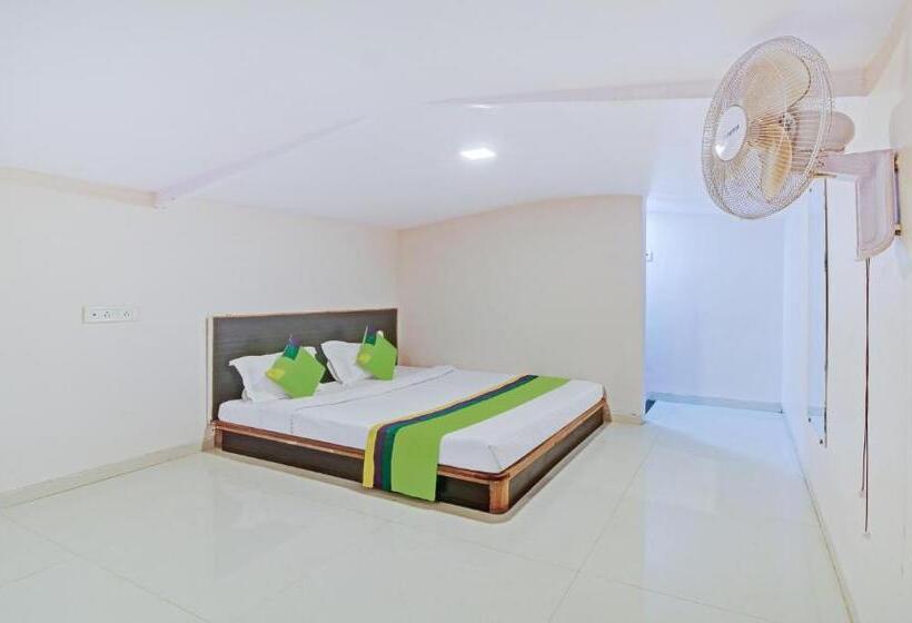 Hotelli Treebo Berry Hill Venna Lake, 3 Km From City Center