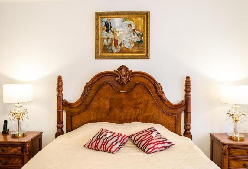 پانسیون Cetatea Medievala