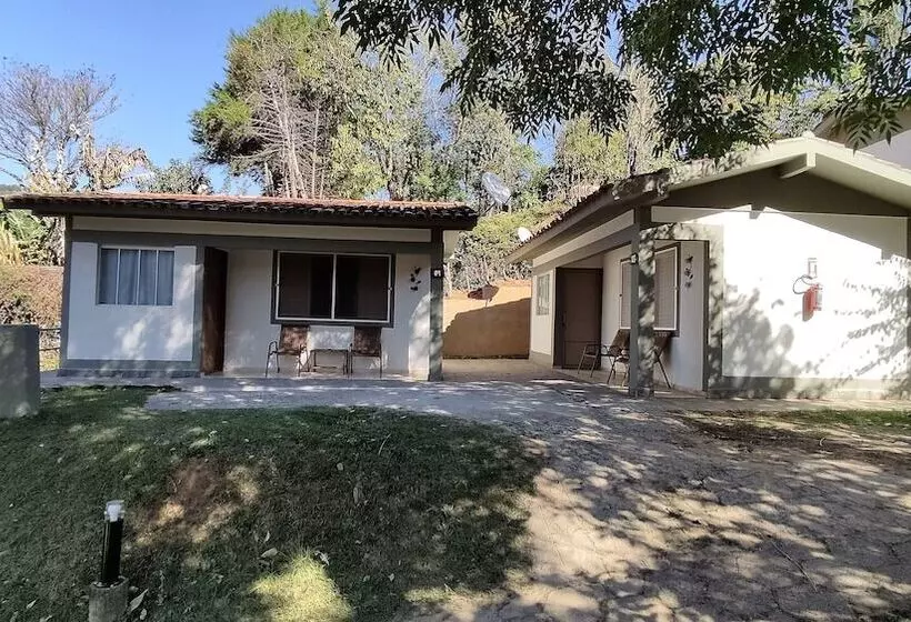 ペンション Chales Vila Da Serra