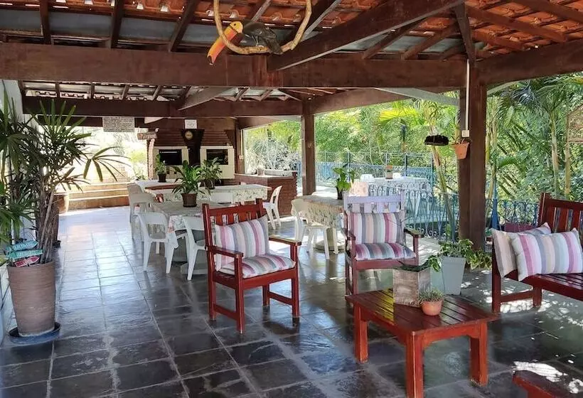 ペンション Chales Vila Da Serra