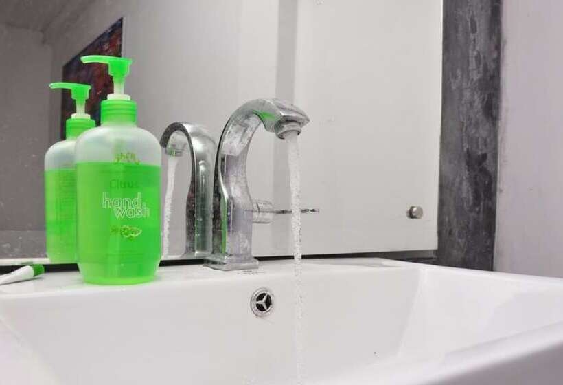 ペンション Jungle Guest House