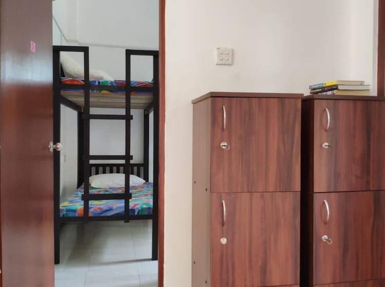 ペンション Jungle Guest House