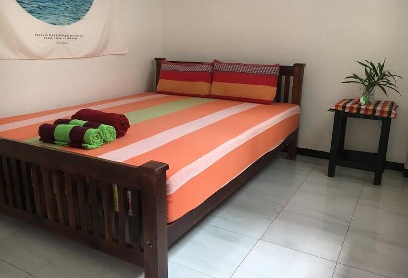 ペンション Jungle Guest House