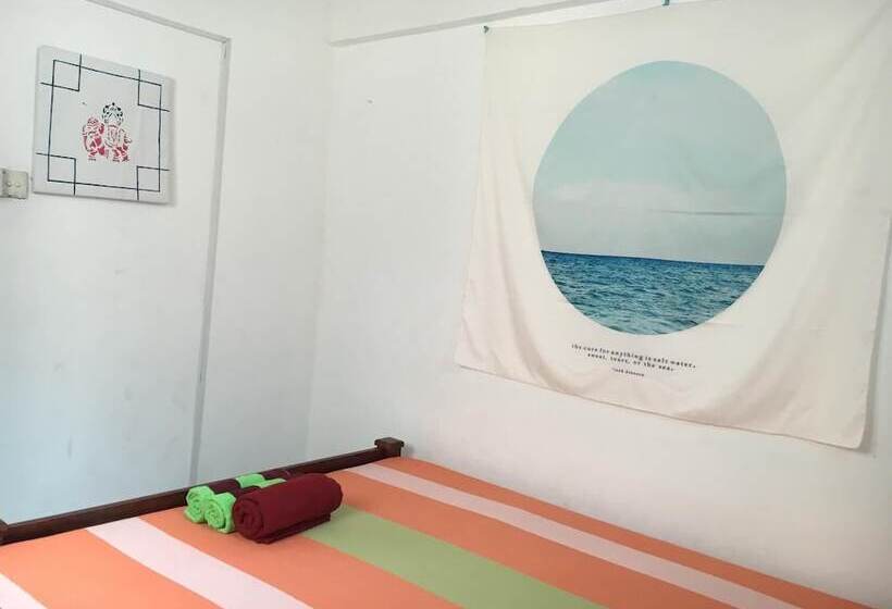 ペンション Jungle Guest House