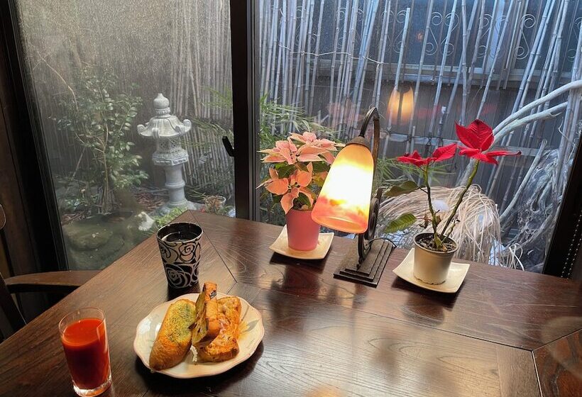 Pensió Live Cafe Hisui No Umi