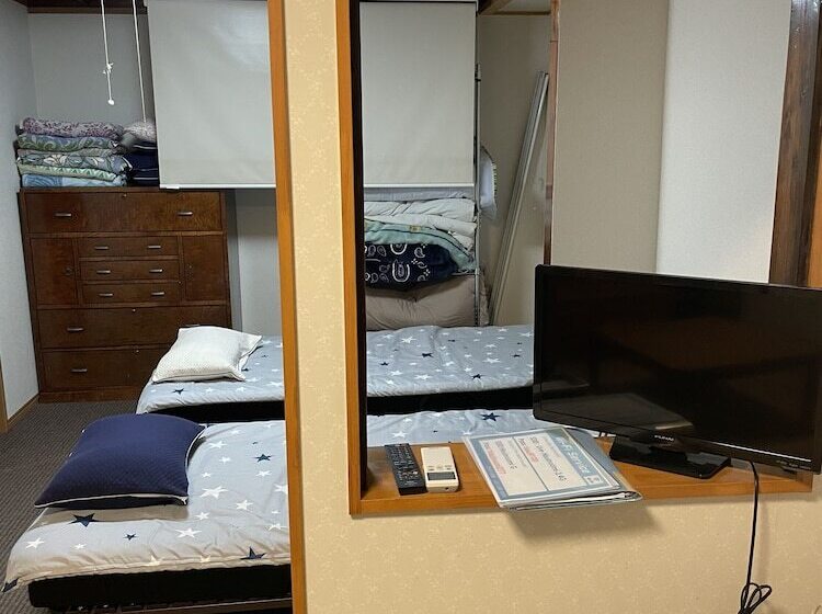 Pensió Live Cafe Hisui No Umi