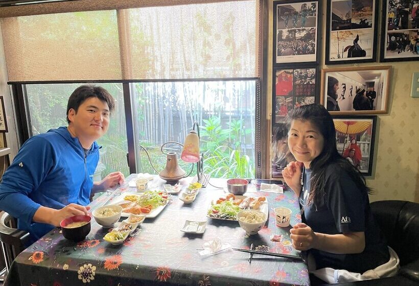 Pensió Live Cafe Hisui No Umi