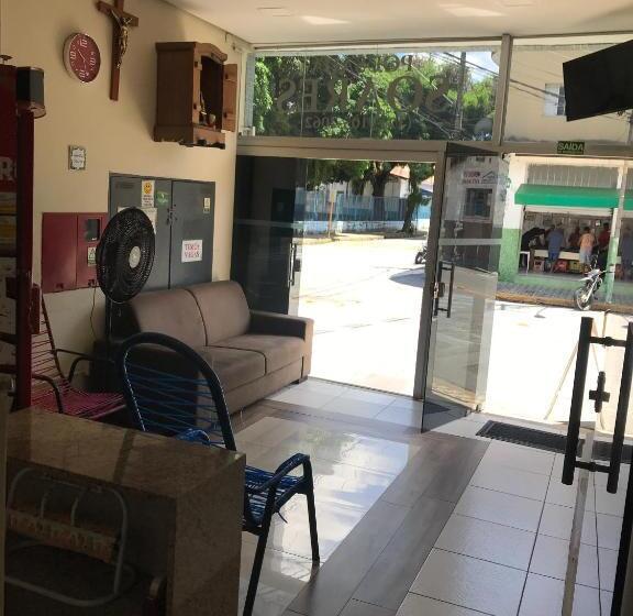 Pension (Hôtel basse catégorie) Pousada Soares