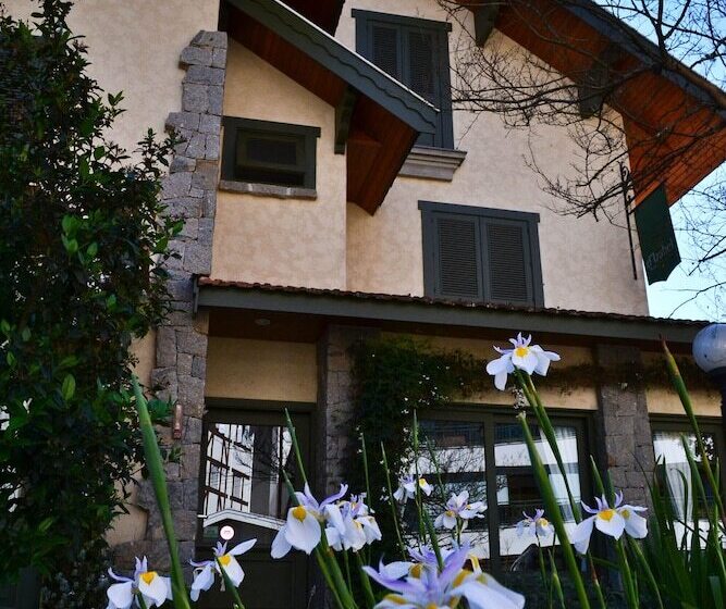 פנסיון Solar D Izabel