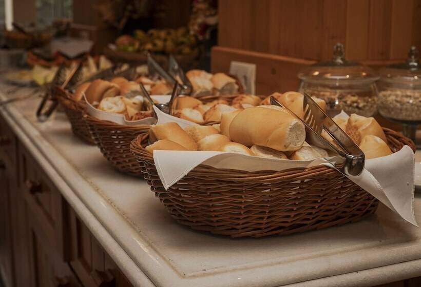 פנסיון Solar D Izabel