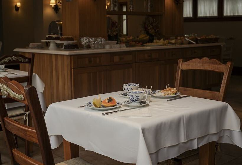 פנסיון Solar D Izabel