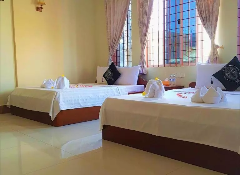 پانسیون Samnop Samnang Guesthouse