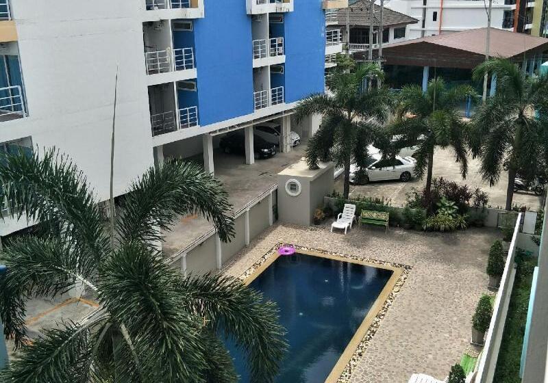 هاستل Lomsabai Apartments