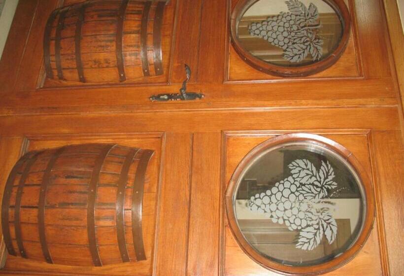 هتل Turistična Kmetija Dervarič