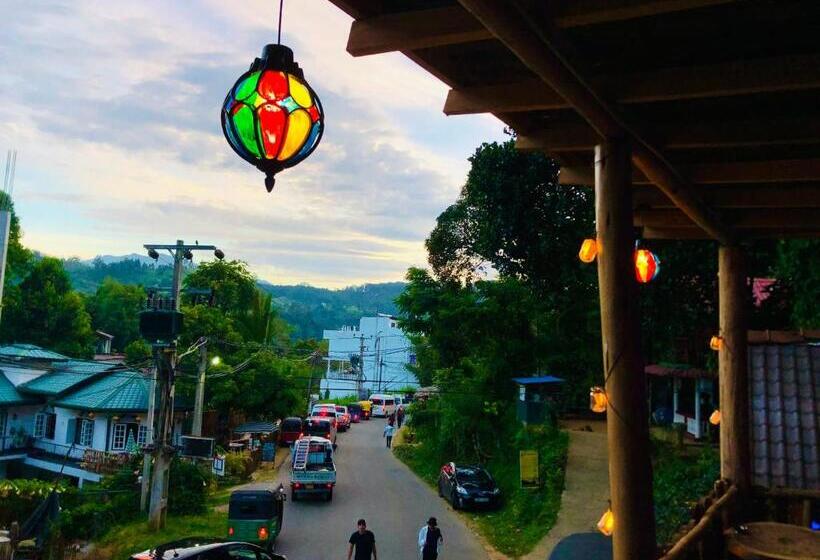 Pensão Little Folly