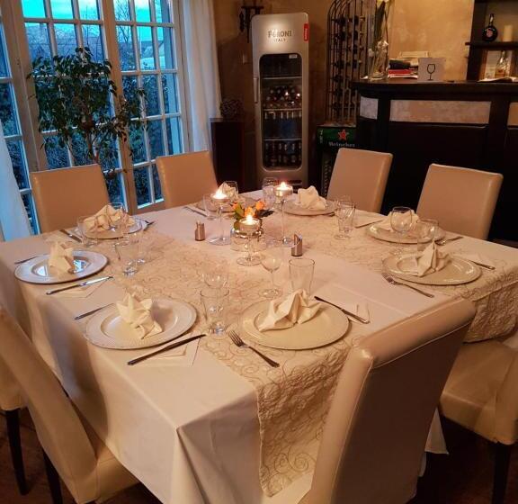 پانسیون Villa Westfalia Guest House