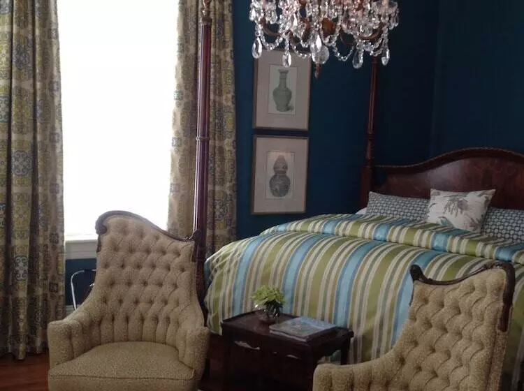 Rosewood Manor House B&b