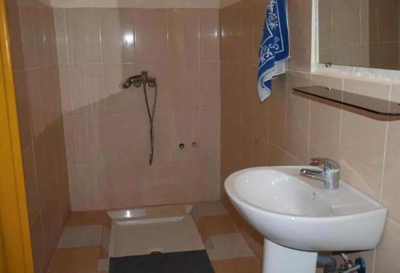 Retkeilymaja D Hôte Jnane Dar Diafa