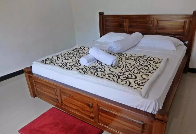 ユースホステル Pondok Wisata Widi