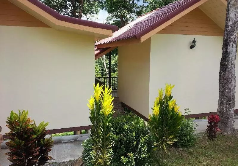 Khao Sok River Home Resort