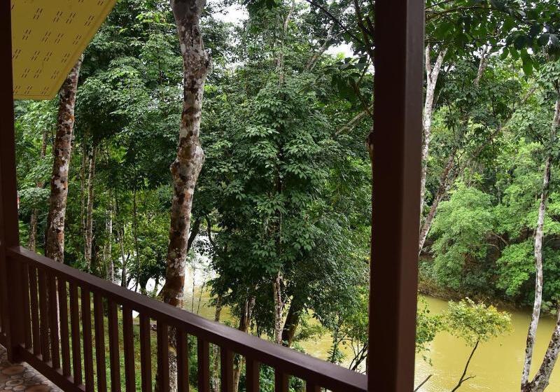 Khao Sok River Home Resort