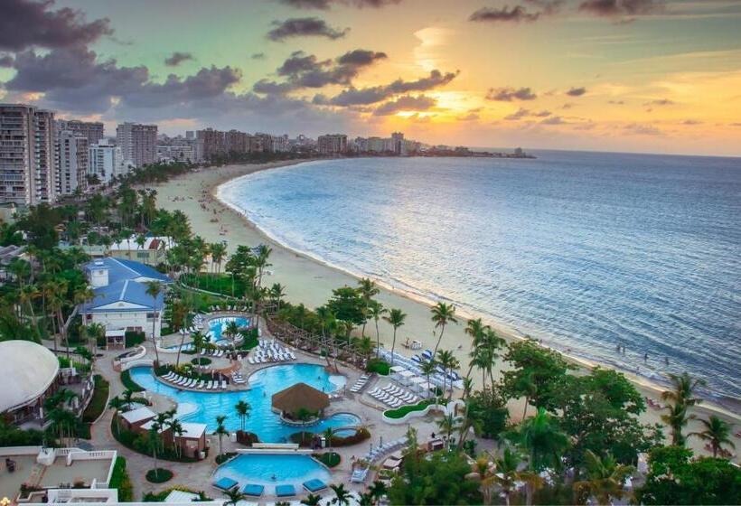 Ocean View Deluxe Suite: Pvt. Beach & Pool