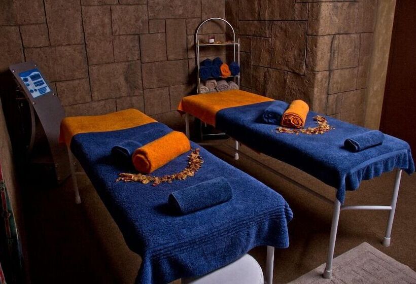 Pension Fa Trez Guest House And Spa