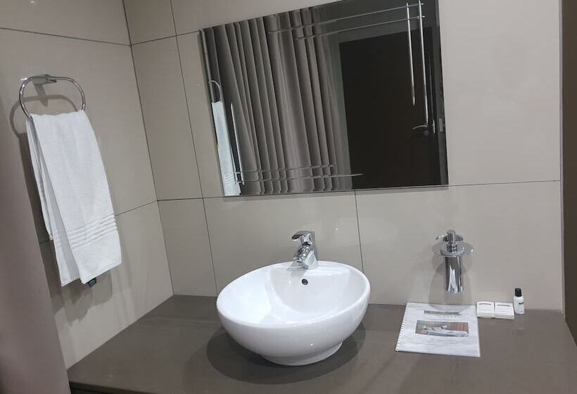 Pension Fa Trez Guest House And Spa