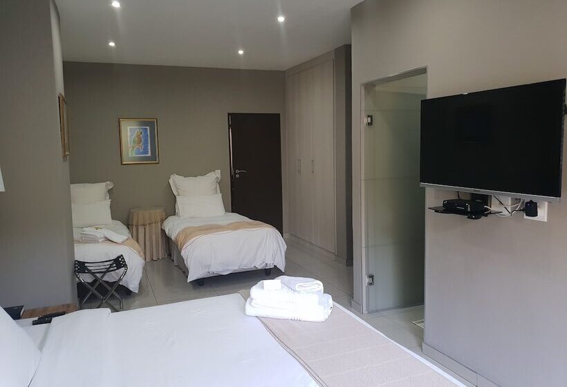 Pension Fa Trez Guest House And Spa