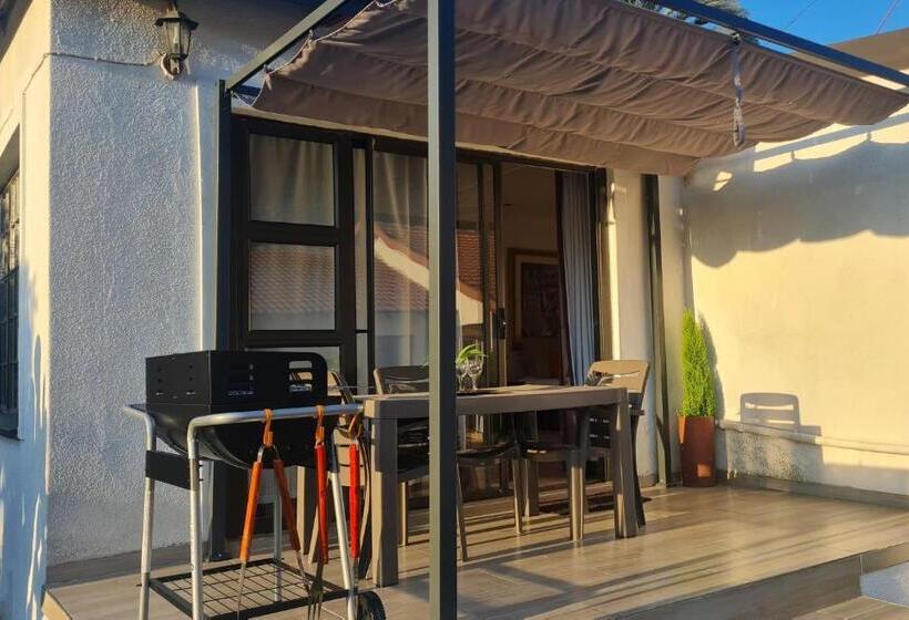 Пансион Kayalako On 4th Avenue