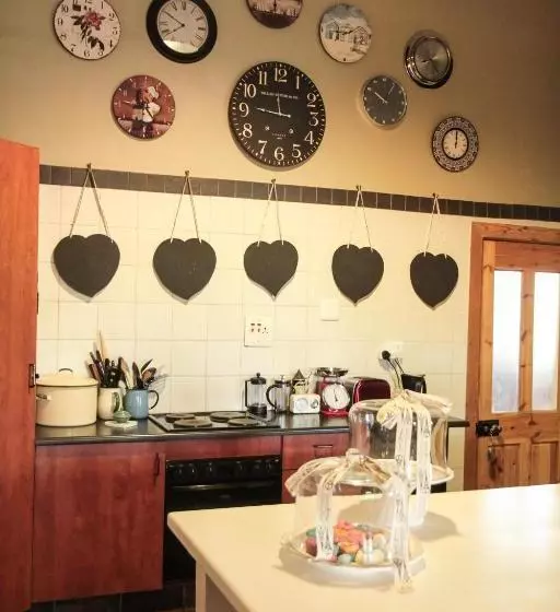 Majatalo Olive Manor Guest House