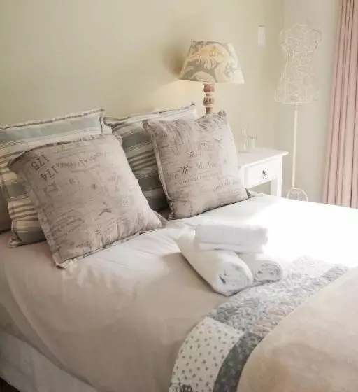 Majatalo Olive Manor Guest House