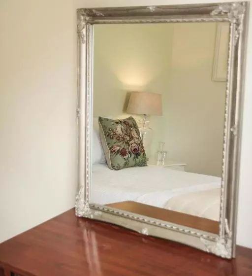 Majatalo Olive Manor Guest House