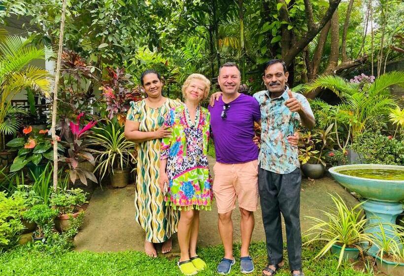 ペンション Priyavimana Resort